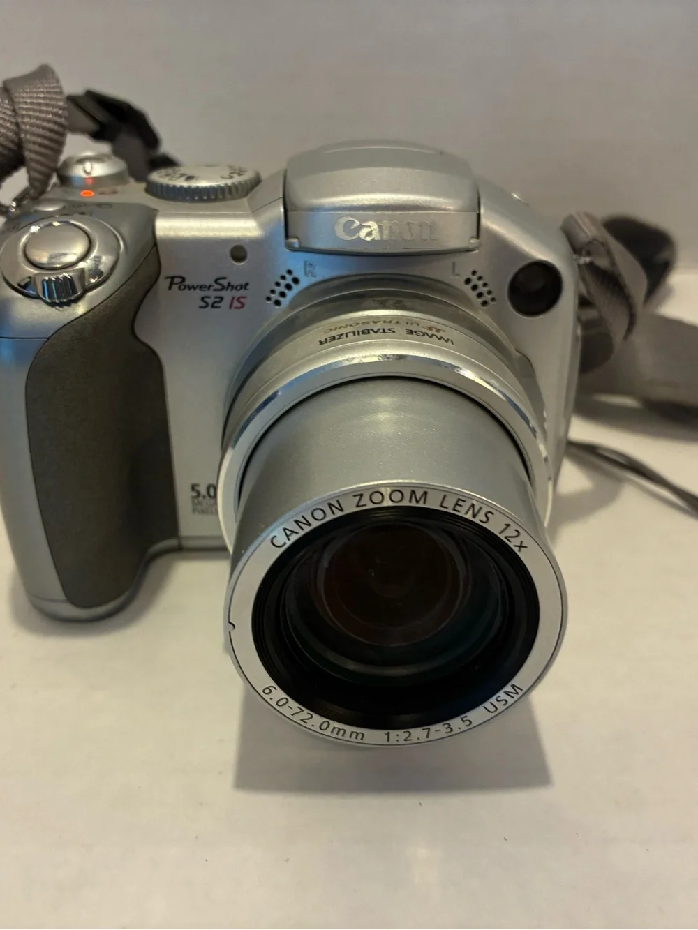 Canon PowerShot S2 IS Silver Digital Camera